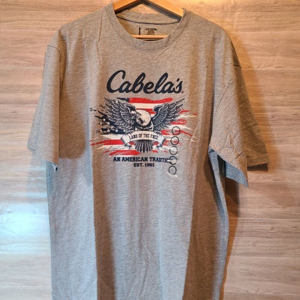 Cabela's Mens Shirt Large Gray Patriotic Eagle USA Flag Outdoor Graphic Tee L